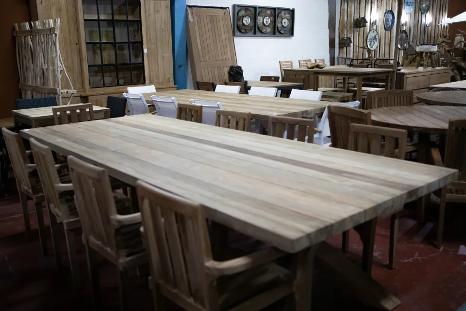 mobilier de salle à manger en teck